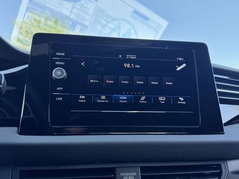 Used 2025 Volkswagen Jetta Sport image 18