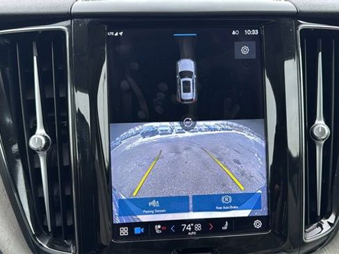 Used 2023 Volvo XC60 B5 Plus w/ Climate Package image 25