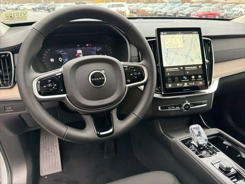 New 2026 Volvo XC90 B6 Plus w/ Protection Package Premier image 13