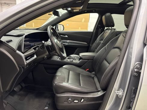 Used 2024 Cadillac XT4 Premium Luxury w/ Technology Package AWD/4WD image 16