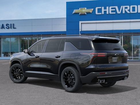 New 2026 Chevrolet Traverse LT w/ Midnight/Sport Edition AWD/4WD image 3