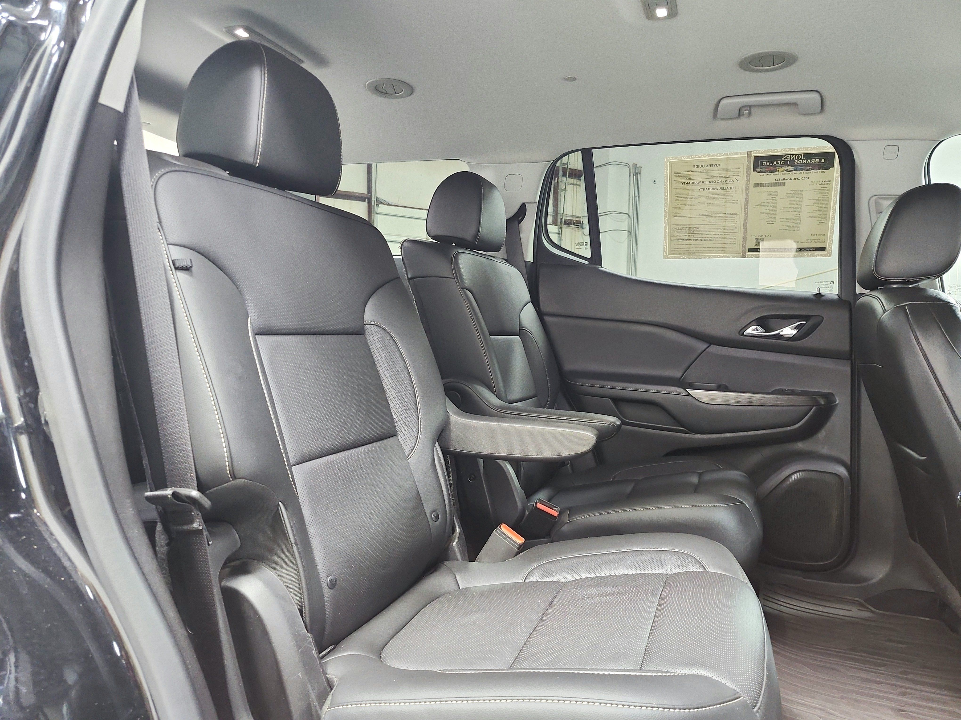 Used 2020 GMC Acadia SLT w/ LPO, Black Accent Package FWD image 42