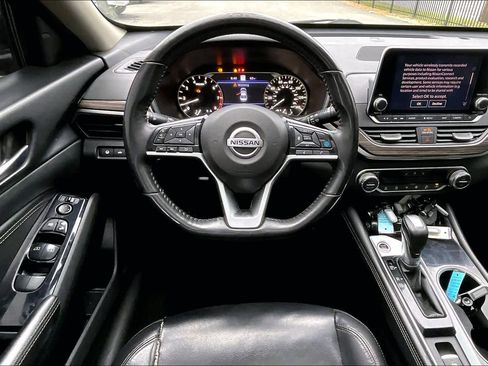 Used 2020 Nissan Altima 2.5 SL image 6