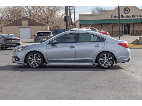 Used 2018 Subaru Legacy 3.6R Limited image 6