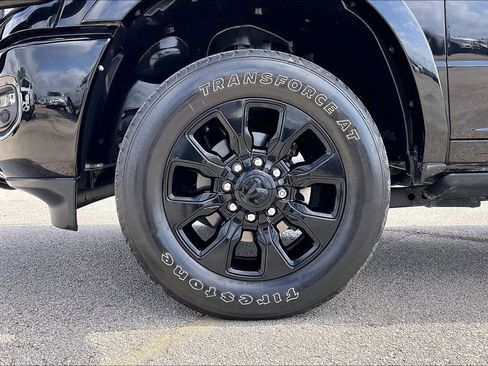 Used 2024 RAM 2500 Limited AWD/4WD image 35