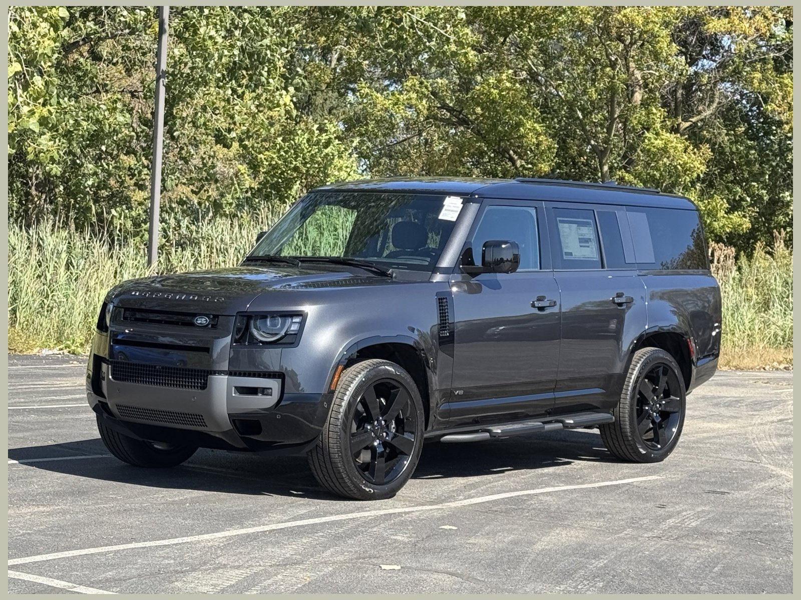 New 2026 Land Rover Defender 130 V8 AWD/4WD image 1