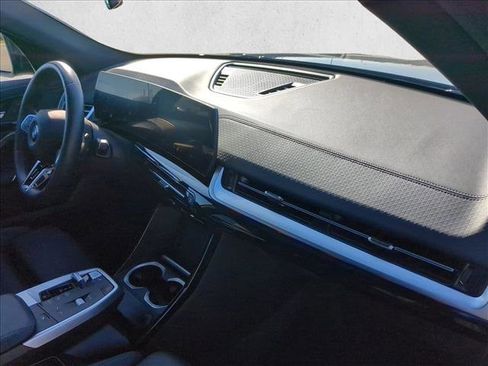 Used 2025 BMW X2 xDrive28i image 23