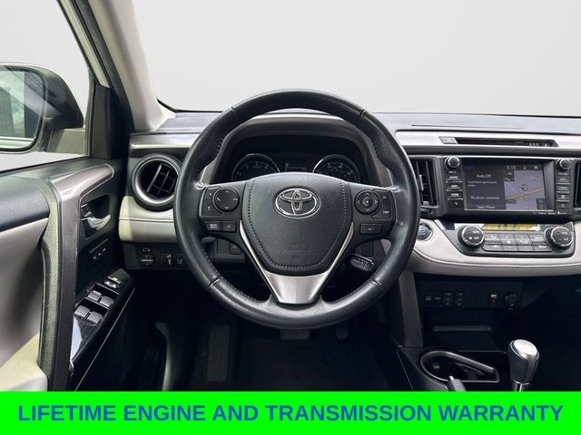 Used 2018 Toyota RAV4 Limited FWD image 18