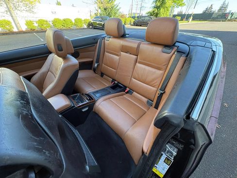 Used 2011 BMW 335i Convertible RWD image 20