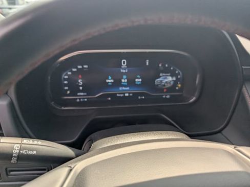 Used 2024 Chevrolet Tahoe RST w/ Luxury Package AWD/4WD image 20