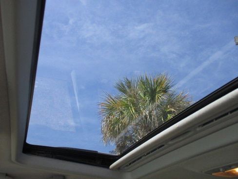 Used 2010 Kia Sportage EX image 18