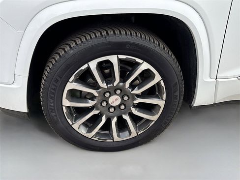 Used 2020 GMC Acadia Denali w/ LPO, Floor Liner Package image 34