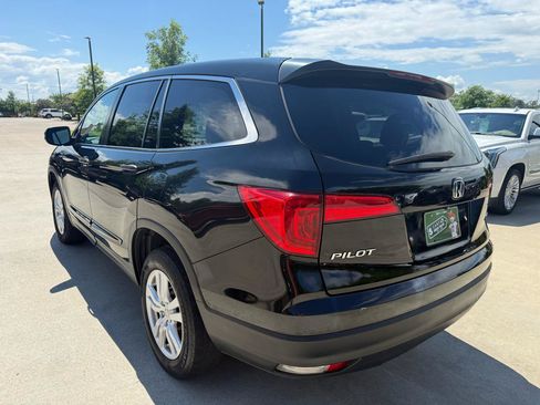 Used 2016 Honda Pilot LX image 6