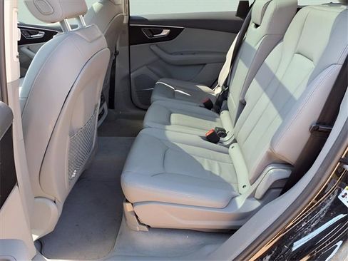 Used 2024 Audi Q7 2.0T Premium Plus image 18