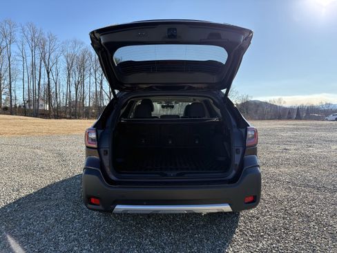 Certified 2025 Subaru Outback Limited w/ Popular Package #2 image 11