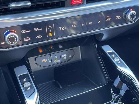 New 2026 Kia Sorento SX Prestige AWD/4WD image 40