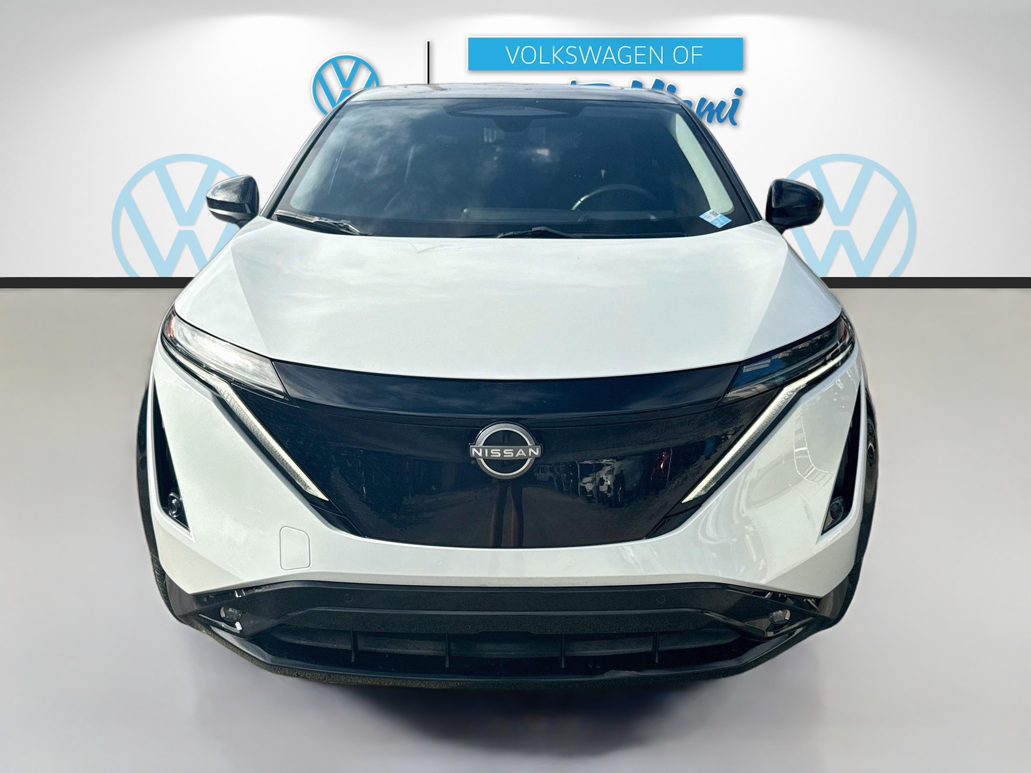 Used 2023 Nissan Ariya FWD image 2