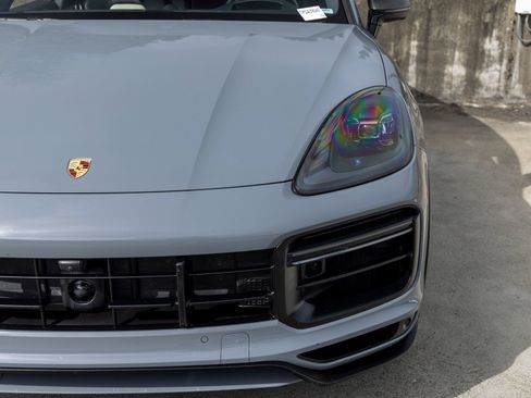 Certified 2023 Porsche Cayenne Turbo GT AWD/4WD image 16
