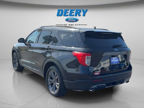 Certified 2024 Ford Explorer XLT w/ Equipment Group 202A AWD/4WD image 4