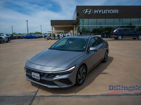 Used 2024 Hyundai Elantra Limited FWD image 1