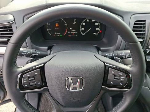 Used 2025 Honda Odyssey EX-L image 20