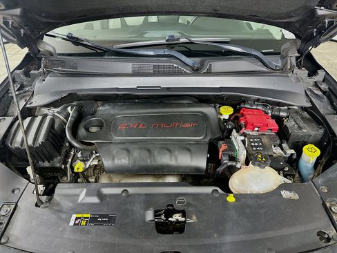 Used 2021 Jeep Compass Limited w/ Sun and Sound Group AWD/4WD image 32