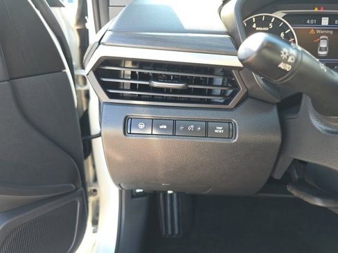 Used 2023 Nissan Altima 2.5 SL image 25