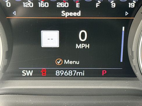 Used 2020 Chevrolet Silverado 2500 LTZ w/ LTZ Premium Package image 21