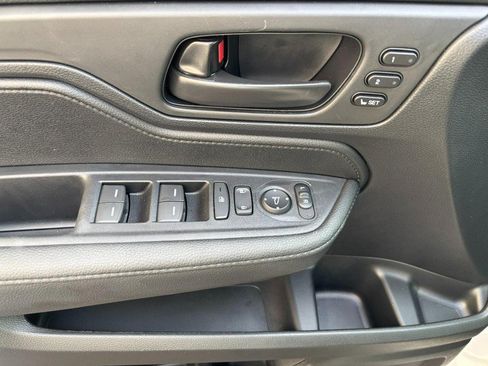 Used 2026 Honda Odyssey EX-L image 20