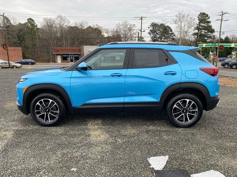 New 2026 Chevrolet TrailBlazer LT w/ Driver Confidence Package FWD image 6