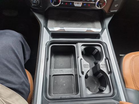 Used 2024 Ford F250 Platinum w/ Tremor Off-Road Package image 36