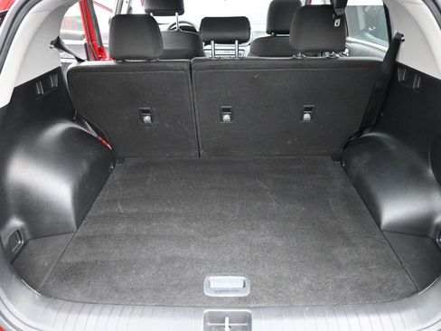 Used 2022 Kia Sportage LX image 14