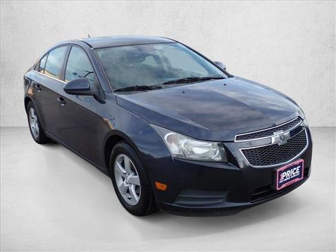 Used 2014 Chevrolet Cruze LT image 5
