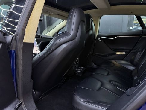 Used 2017 Tesla Model S 60D image 17