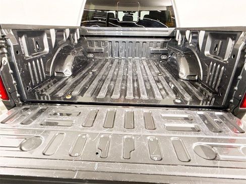 Used 2015 Ford F150 XLT w/ Equipment Group 302A Luxury image 17