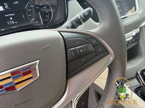 Used 2023 Cadillac XT5 Premium Luxury w/ LPO, Floor Liner Package FWD image 15