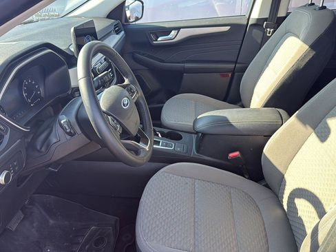 Used 2021 Ford Escape SE w/ SE Sport Appearance Package AWD/4WD image 6