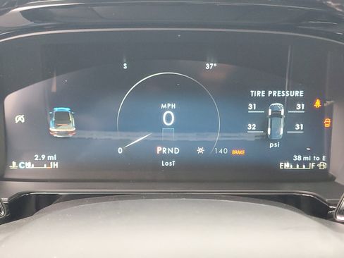 New 2026 Lincoln Corsair Premiere image 19