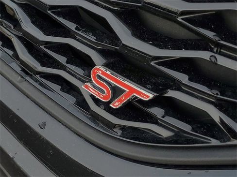 Certified 2023 Ford Explorer ST w/ Equipment Group 401A image 6