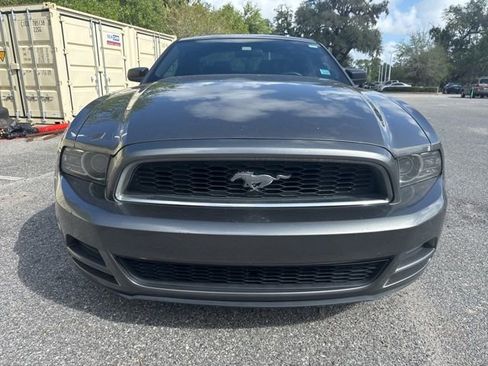 Used 2013 Ford Mustang Coupe image 5
