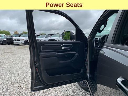 Used 2025 RAM 1500 Big Horn AWD/4WD image 12
