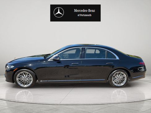 Used 2021 Mercedes-Benz S 580 4MATIC Sedan image 2