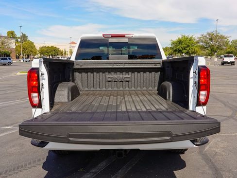 New 2026 GMC Sierra 1500 Elevation w/ Elevation Premium Package AWD/4WD image 10
