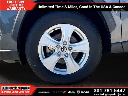 Used 2021 Toyota RAV4 XLE w/ Convenience Package AWD/4WD image 33