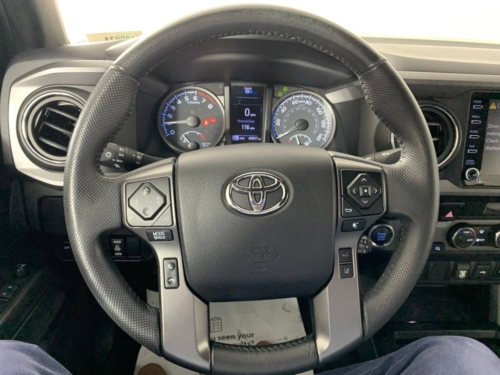 Certified 2021 Toyota Tacoma TRD Off-Road AWD/4WD image 4