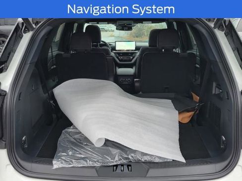 New 2026 Ford Explorer Platinum w/ LUX Leather Package image 14