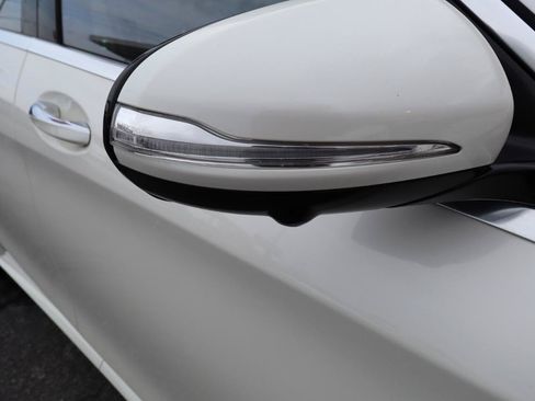 Used 2016 Mercedes-Benz S 550 Sedan image 40