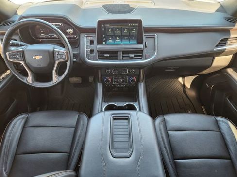 Used 2023 Chevrolet Suburban High Country AWD/4WD image 25