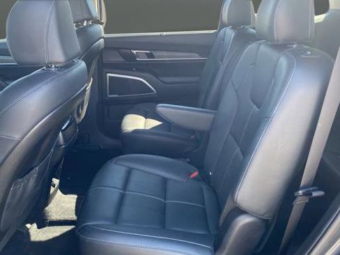 Certified 2022 Kia Telluride EX w/ EX Premium Package AWD/4WD image 24
