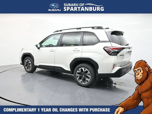 Used 2026 Subaru Forester Premium w/ Base/Premium Package AWD/4WD image 6